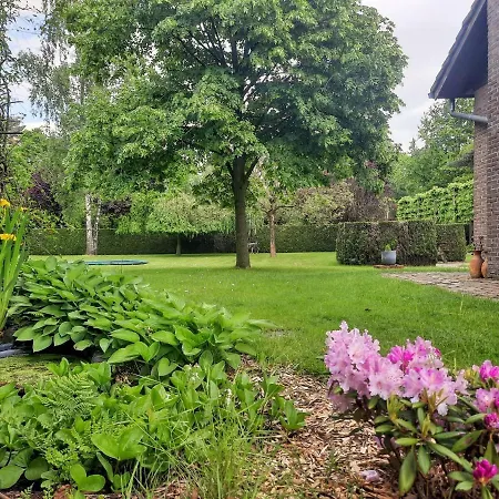 Сasa de vacaciones Scenic Holiay In With Garden